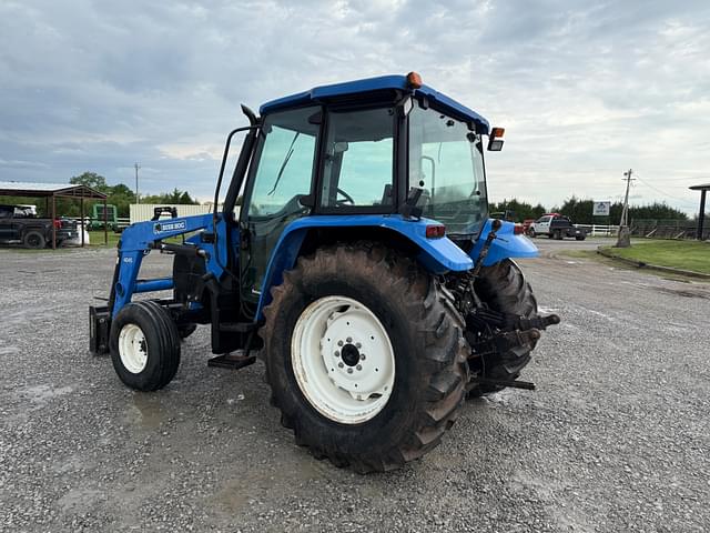 Image of New Holland TL100 equipment image 2