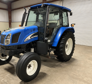 Main image New Holland TL100A