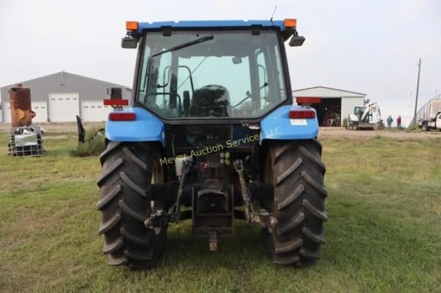 Image of New Holland TL100A equipment image 3