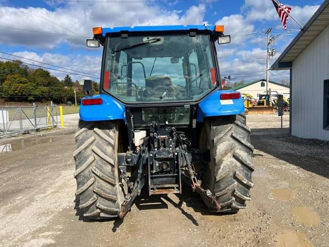 Image of New Holland TL100A equipment image 3
