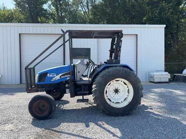 Image of New Holland TL80A equipment image 1