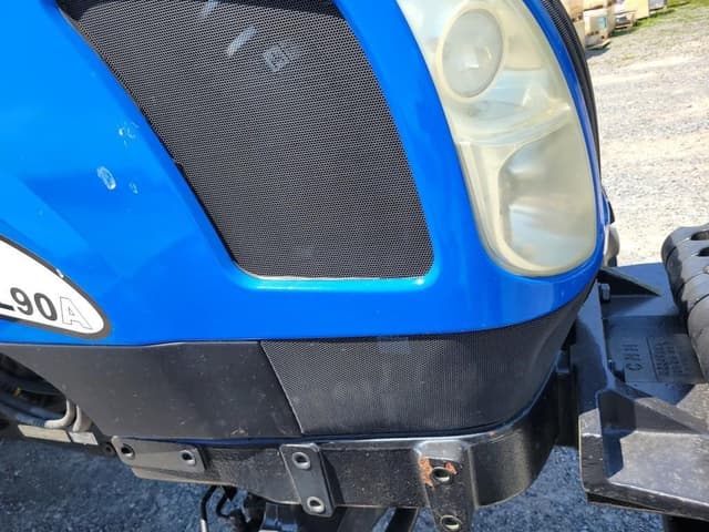 Image of New Holland TL90A equipment image 4