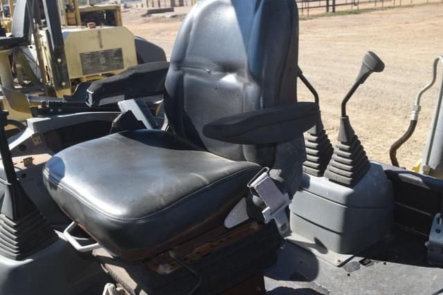 Image of New Holland B95 equipment image 4