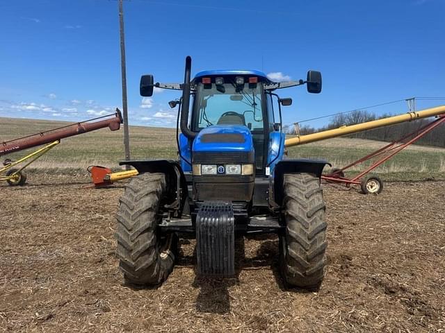 Image of New Holland TM155 equipment image 2