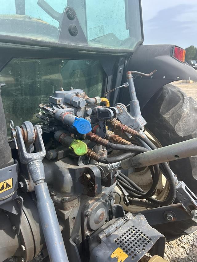 Image of New Holland TN55 equipment image 4