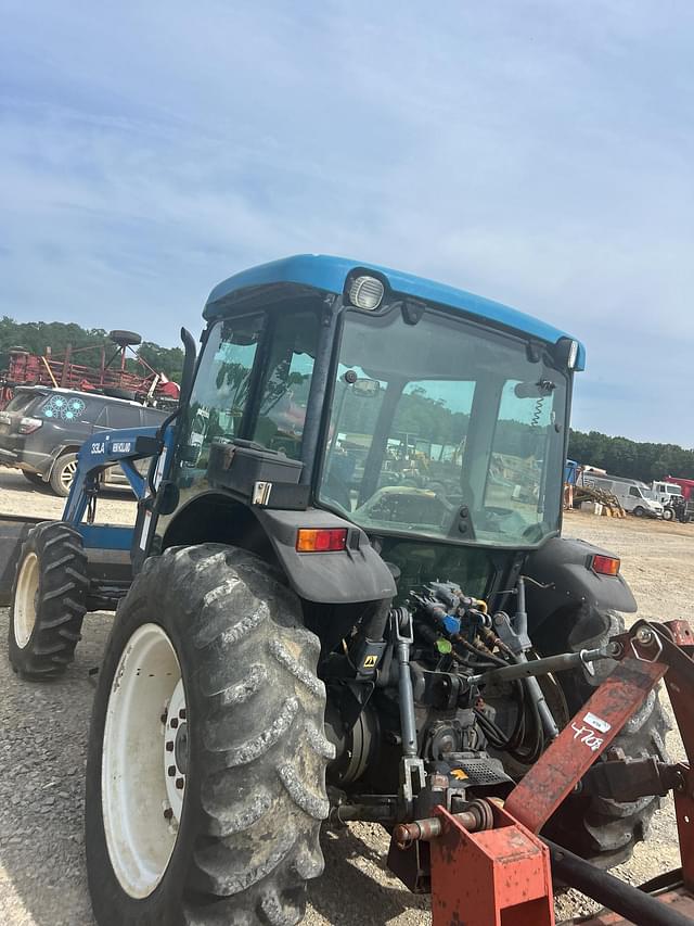 Image of New Holland TN55 equipment image 2