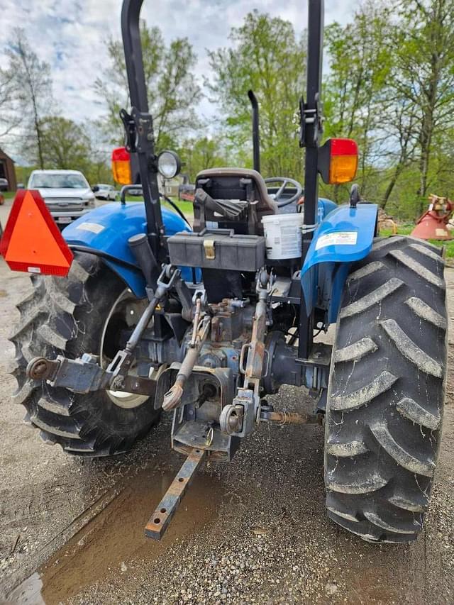 Image of New Holland TN55 equipment image 4