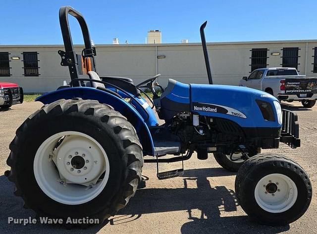 Image of New Holland TN60A equipment image 3