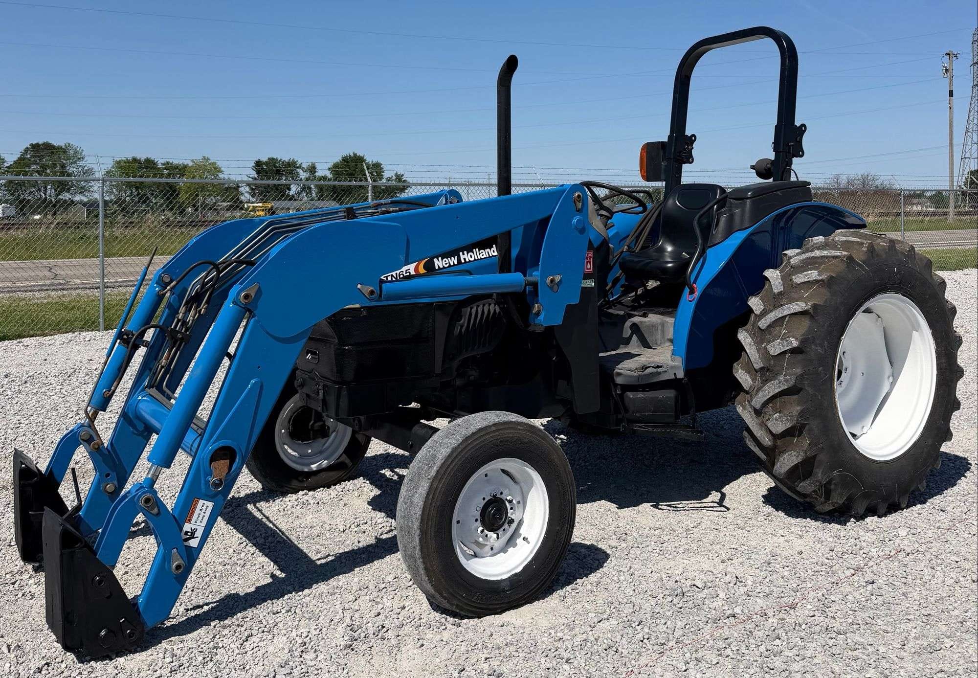 New Holland TN65 Equipment Image0
