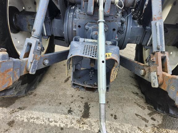 Image of New Holland TN65S equipment image 4