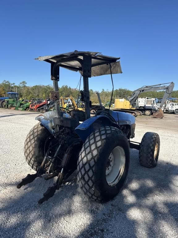 Image of New Holland TN70 equipment image 3