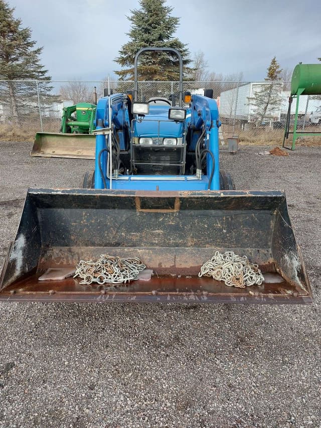 Image of New Holland TN70 equipment image 3