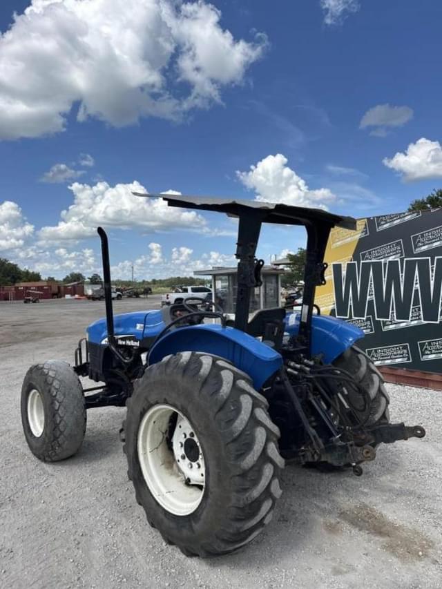 Image of New Holland TN70 equipment image 1