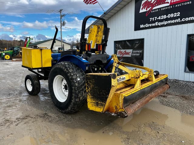 Image of New Holland TN70A equipment image 2