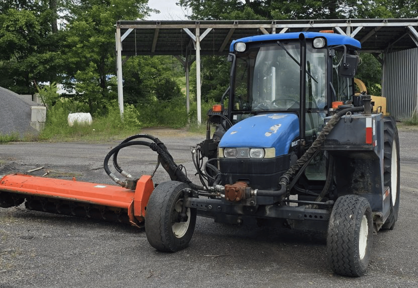 New Holland TN70D Equipment Image0