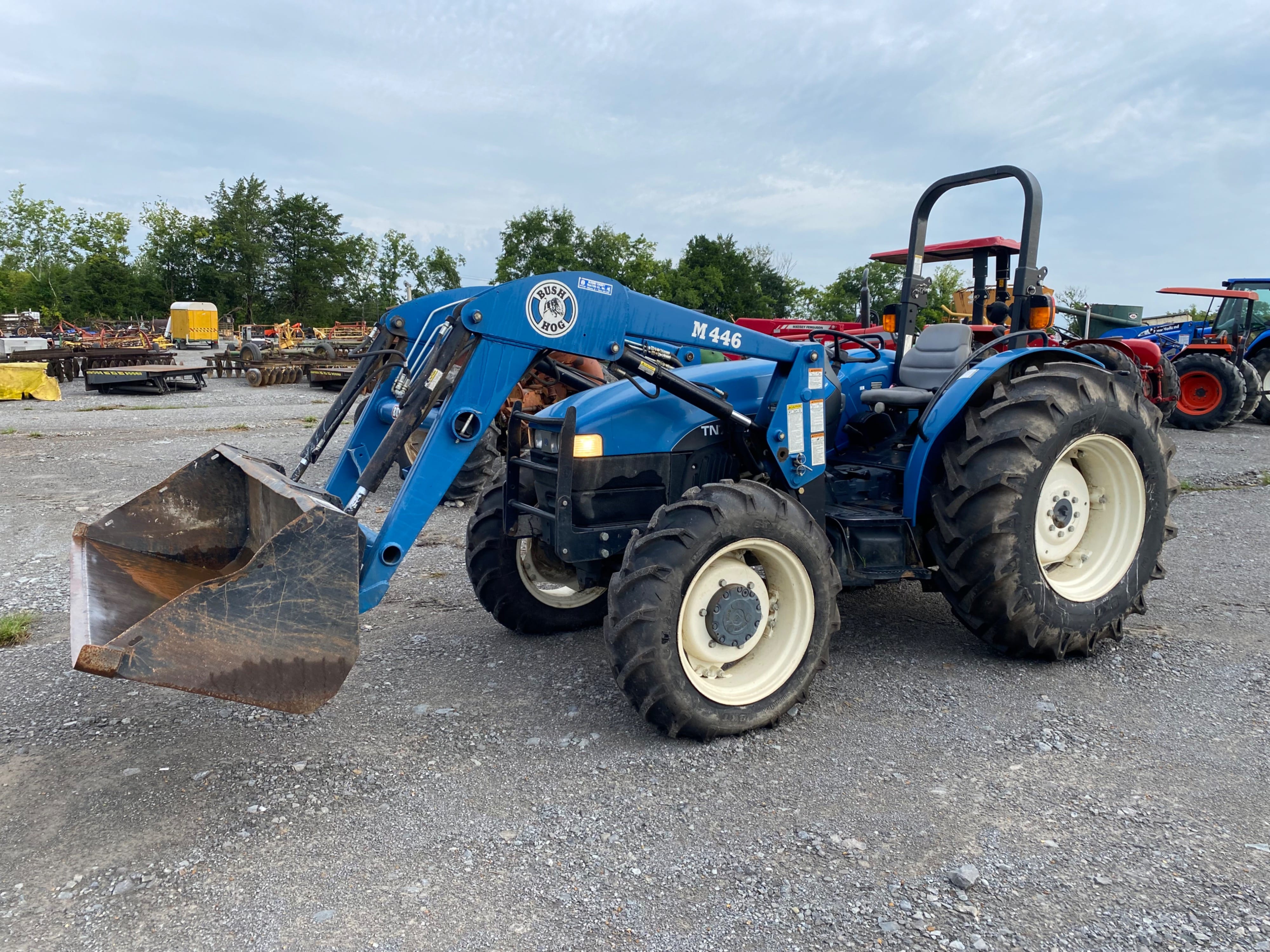 Main image New Holland TN75