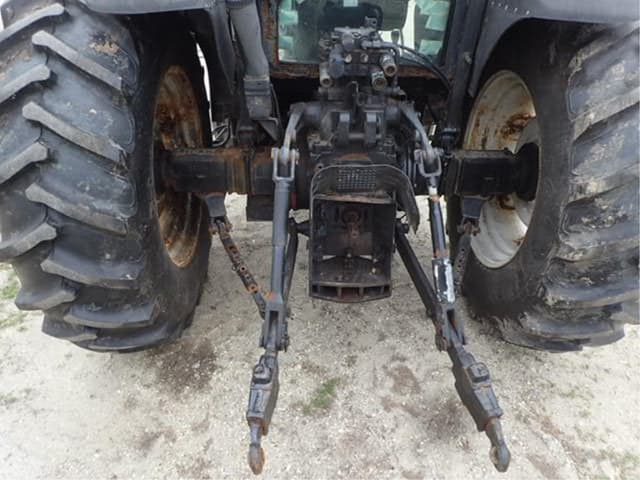 Image of New Holland TN75 equipment image 4