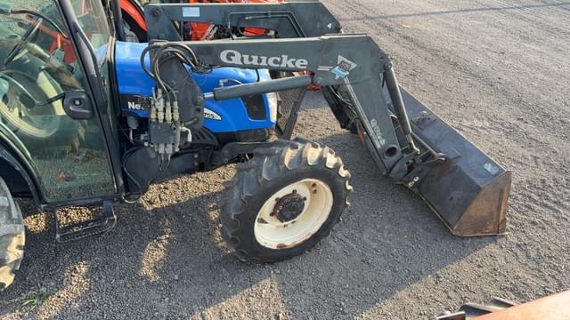 Image of New Holland TN75A equipment image 4