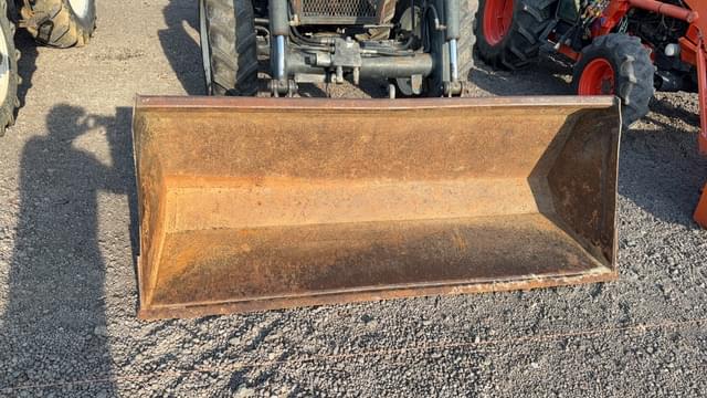 Image of New Holland TN75A equipment image 3
