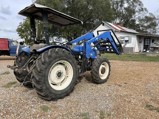 Image of New Holland TN75A equipment image 2