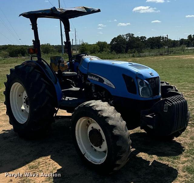 Image of New Holland TN75A equipment image 2