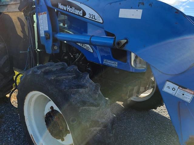 Image of New Holland TN75DA equipment image 4