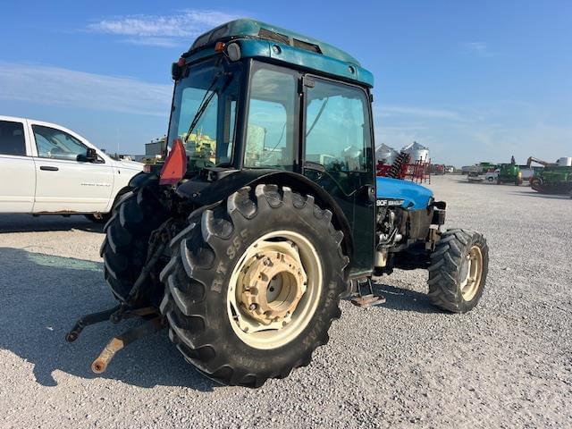 Image of New Holland TN90F equipment image 2