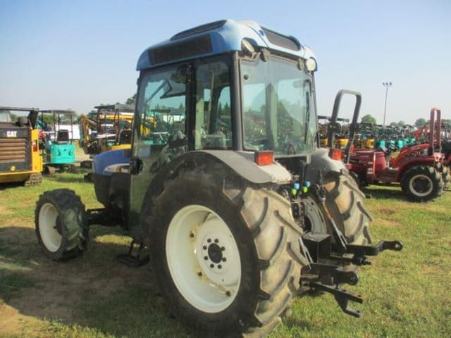 Image of New Holland TN95FA equipment image 2