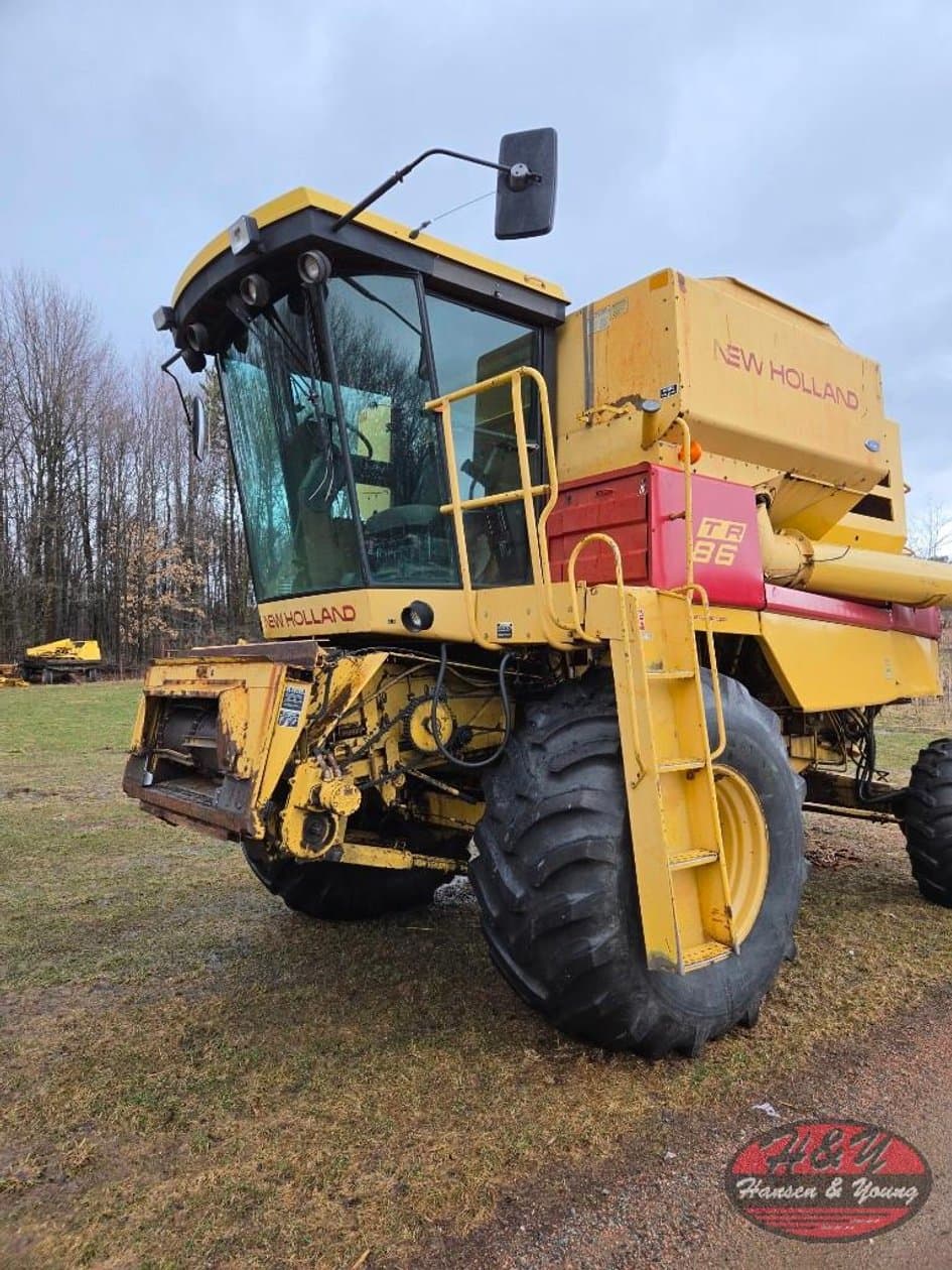 Image of New Holland TR86 Primary image