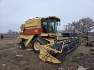 New Holland TR86 Image