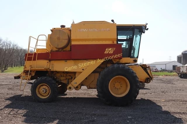 Image of New Holland TR86 equipment image 3