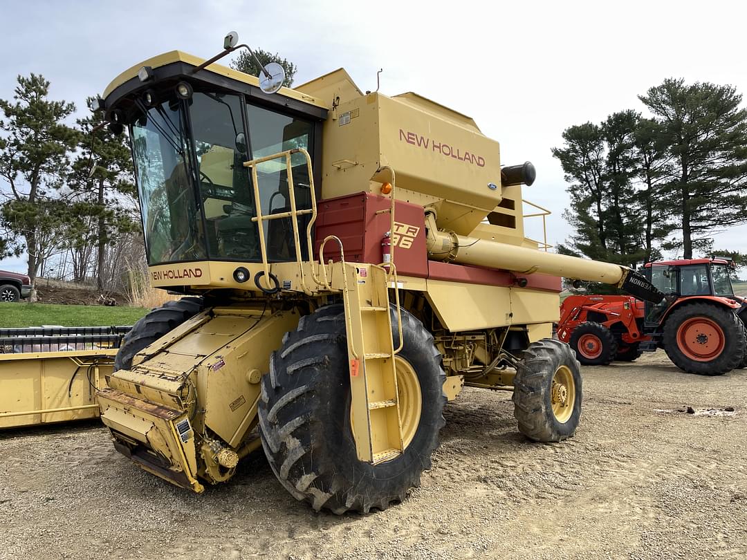 Image of New Holland TR96 Primary image