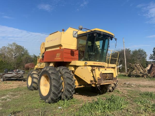Image of New Holland TR96 equipment image 4