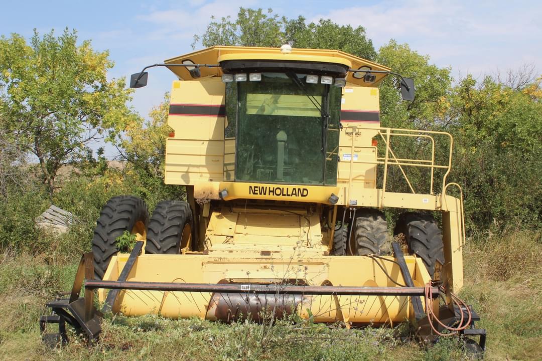 Image of New Holland TR98 Primary image