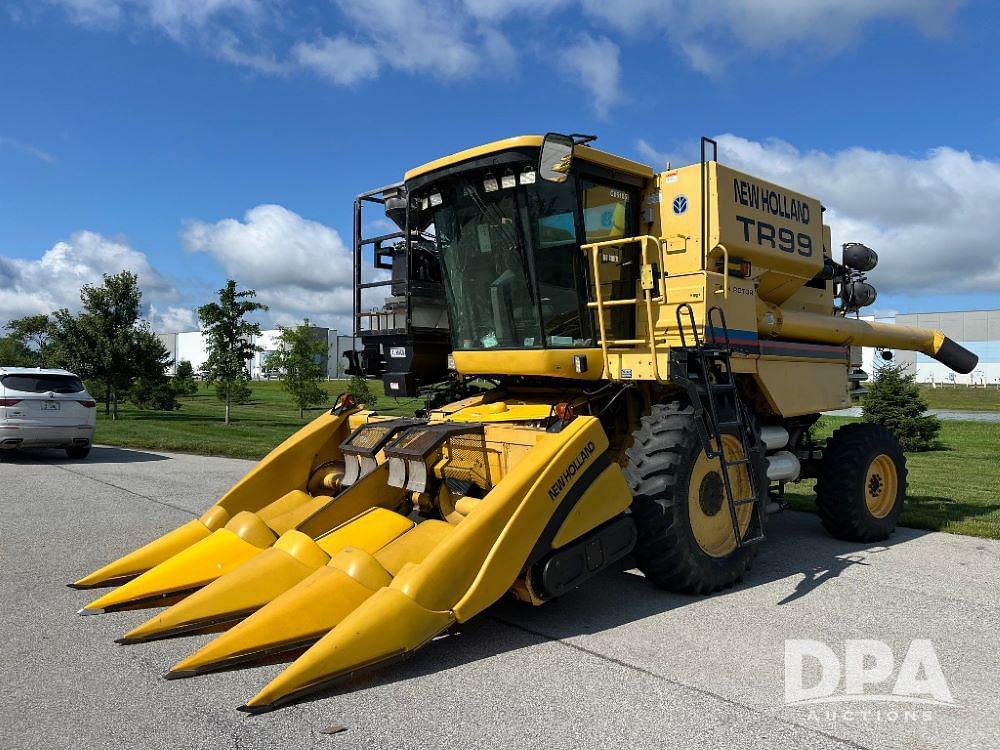 Image of New Holland TR99 Primary image