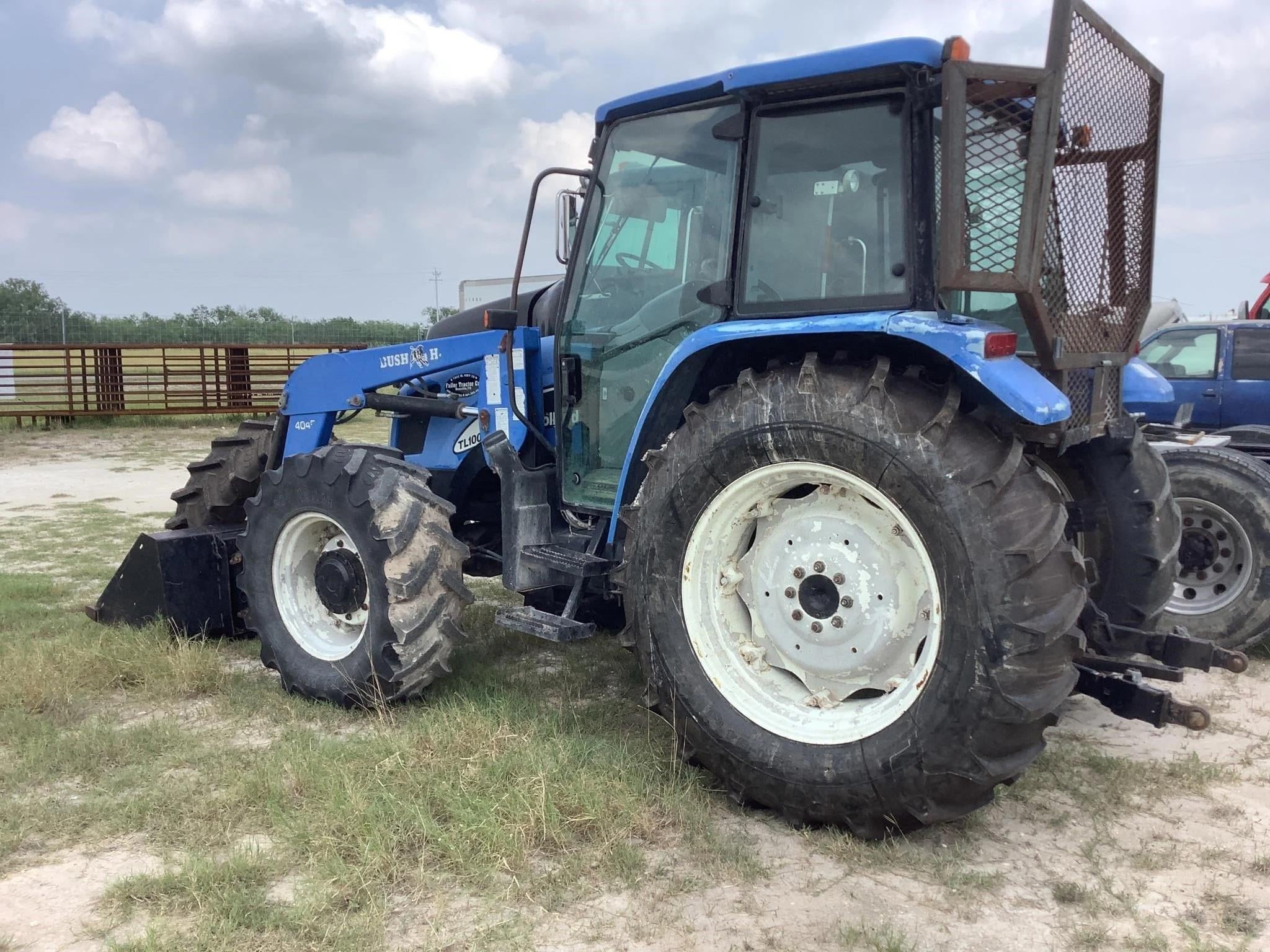 SOLD - New Holland TL100A Lot No. 270 Tractors with 98 HP | Tractor Zoom