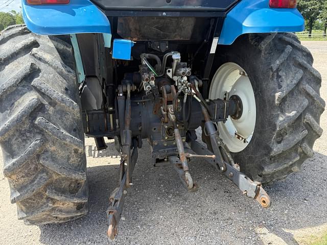Image of New Holland TS110 equipment image 3