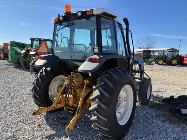 Image of New Holland TS100 equipment image 2