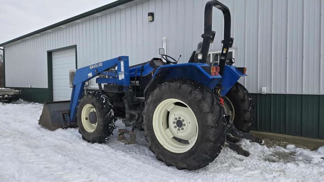 Image of New Holland TS100 equipment image 1