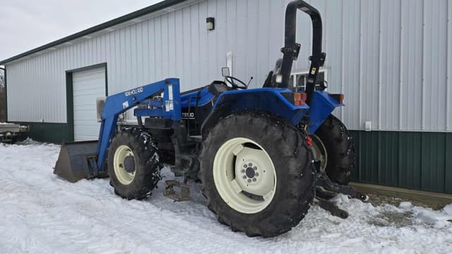 Image of New Holland TS100 equipment image 1