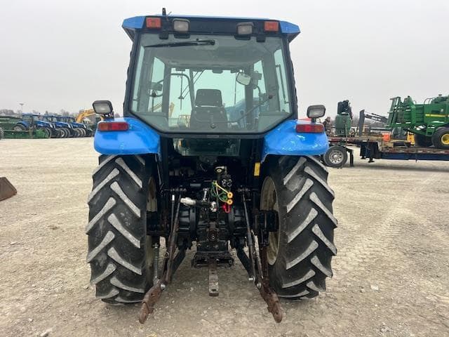 Image of New Holland TS110 equipment image 3