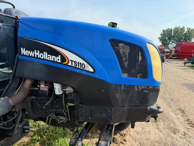 Image of New Holland TS110A equipment image 3