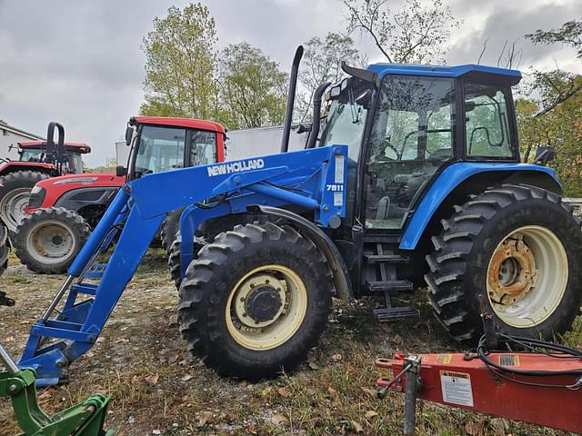 Image of New Holland TS110 equipment image 2