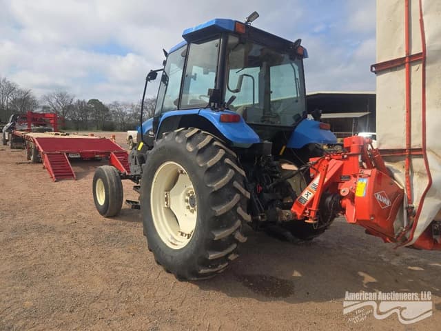 Image of New Holland TS110 equipment image 3