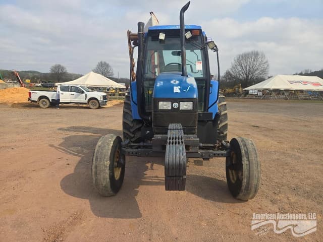 Image of New Holland TS110 equipment image 2