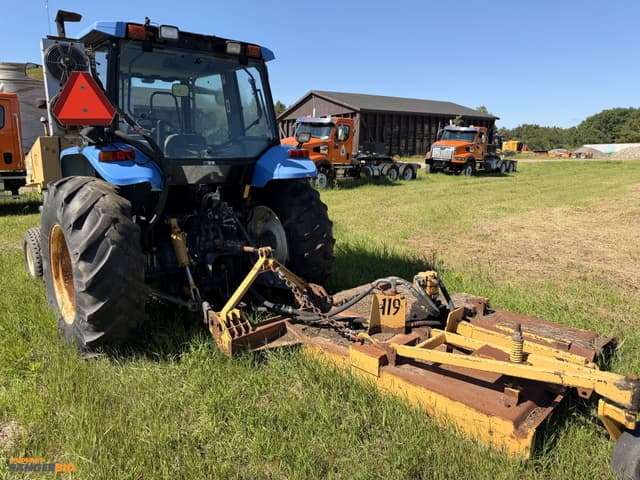 Image of New Holland TS110 equipment image 4