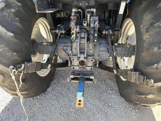 Image of New Holland TS110 equipment image 2