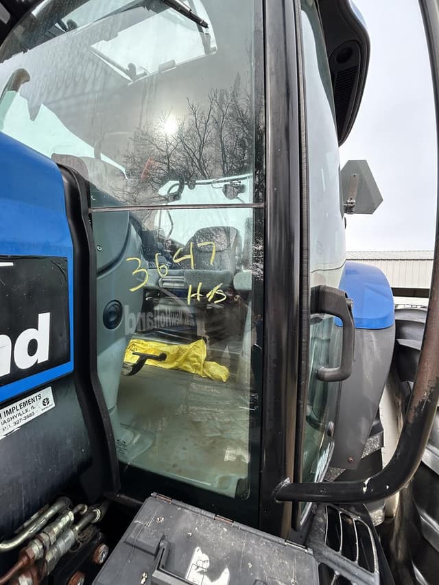 Image of New Holland TS115A equipment image 3