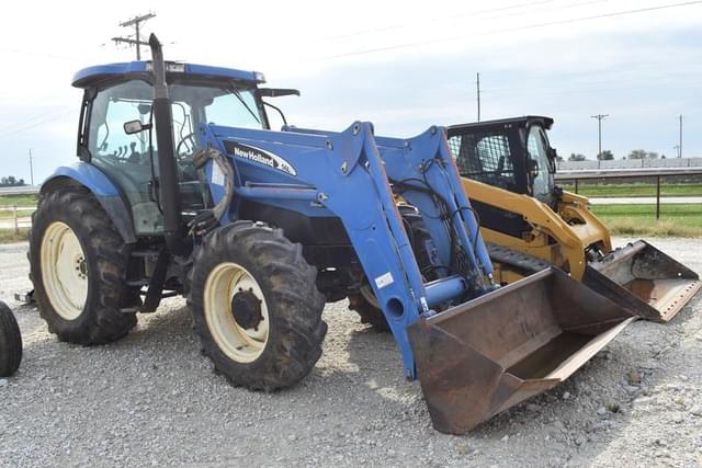 Image of New Holland TS115A equipment image 3