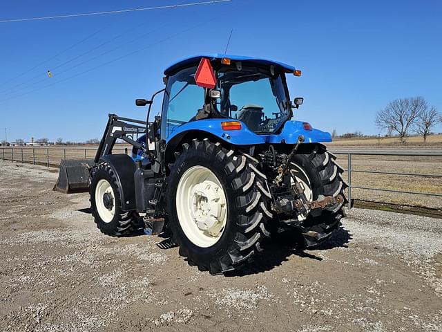 Image of New Holland TS130A equipment image 3